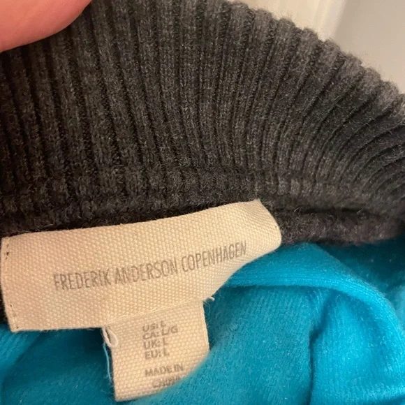 Gray Zip-Up Sweater - Picture 7 of 8